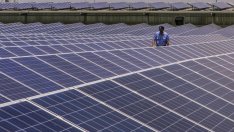 Най-богатият мъж в Азия инвестира 10 млрд. долара за зелена енергия