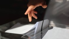При 87% обработени протоколи: Румен Радев с 44,5%, ПП-ДБ са втори, а БСП остават под чертата