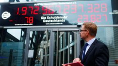 Германският "часовник на дълга" затиктака наобратно