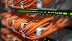 ЕС обмисля санкции срещу обезпечен с рубли стейбълкойн