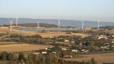 Възобновяемата енергия набира преднина пред въглищата