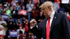 Експерт: Поскъпването на петрола се дължи на американските санкции срещу Иран