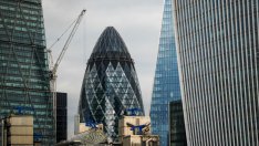 Офис строителството остава затруднено, новите проекти се свиват особено в САЩ и Европа