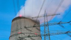 Русия все още печели милиарди от продажбата на ядрено гориво на Запада