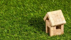 Мая Манолова призова депутатите да приемат закона за лихвоточките