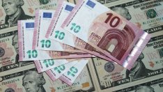Еврото все повече се доближава до паритет с долара - но докъде ще стигне?