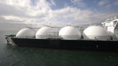 Високите цени на втечнения газ охлаждат търсенето в Азия