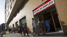 Испания удължава извънредните помощи при безработица