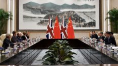 Великобритания води преговори с Китай, търсейки инвестиции след Brexit