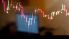 Инвеститори са изтеглили над 100 млрд. долара от хедж фондове през 2023 г.