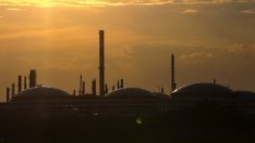 Саудитска Арабия ще повиши добива на петрол заради растящите цени