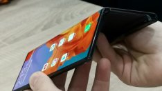 Огъващият се Huawei Mate X може да се предлага и в България