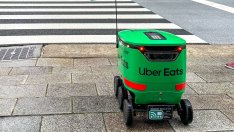 Роботи ще доставят поръчки на Uber Eats в Токио 