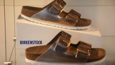 Birkenstock отчете високи продажби, но и очаква по-бавен темп на растеж през 2026 г.