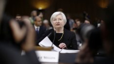 Фед остава решен да вдигне лихвите през тази година