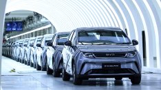 Печалбата на BYD спада с най-бързия си темп от 2020 г. насам