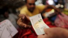 Ръстът на БВП в ЕС и еврозоната остава стабилен през четвъртото тримесечие