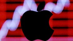 Как Apple и Microsoft карат останалите на пазара да изглеждат като джуджета