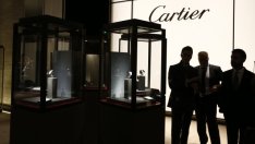 Хонконг и Париж орязаха печалбите на Richemont и Burberry