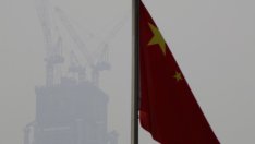 Китай затяга контрола върху инвестициите на държавни компании в чужбина