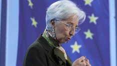 Лагард: ЕЦБ ще продължи да повишава лихвите, за да овладее натиска върху цените