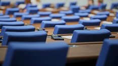 Политолог: Получи се перфектна буря и Румен Радев се възползва от нея