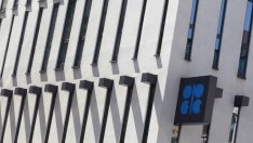 ОПЕК повиши прогнозите си за добива на петрол извън организацията за 2017 г.