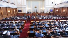 Ще успеят ли парламентарно представените партии да намерят допирни точки? 