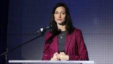 Мария Габриел иска достатъчно пари за цифровизацията и киберзаплахи в евробюджета