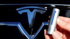 Tesla започва производството на клетки за батерии в Gigafactory