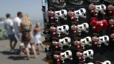 Швейцария ограничава достъпа на българи и румънци до пазара на труда