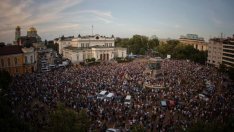 Графика на деня: Читателите на Investor.bg очакват предсрочни избори