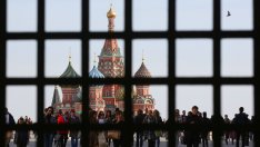 Засега Западът не успява да постави на колене руската икономика