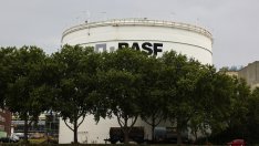 Слабата икономика на Германия помрачава перспективите пред BASF за 2023 г.