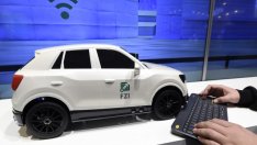 Германия слага компютри зад воланите?