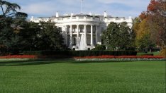 Вашингтон предупреди, че отношенията с ЕС са под заплаха след решението за Apple