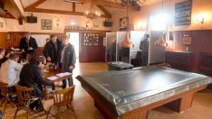 Партията на премиера Марк Рюте печели изборите в Холандия