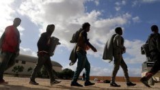 Юнкер свиква неформална среща за миграцията с осем страни членки на ЕС