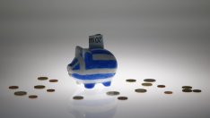 Гърция очаква решения за облекчаването на дълга след срещата на еврозоната