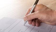 Чехия решава: Милош Земан или Иржи Драхош 