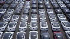 Tesla размени електромобилната си корона за още по-грандиозни обещания