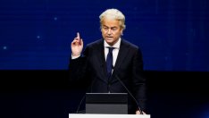 Крайнодесният Вилдерс напусна коалицията в Нидерландия, сваляйки правителството