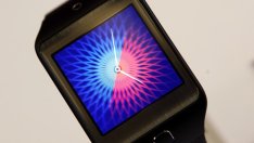 Swatch не бърза да влезе на пазара на умни часовници