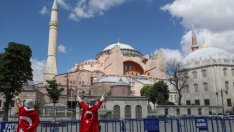 Ще се превърне ли „Света София“ в препъникамък в отношенията с Турция?