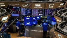 Dow разширява спада си след новата порция мита от Тръмп*