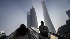 Разширяването на сектора на услугите в Китай се забавя въпреки фискалните стимули