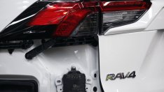 Toyota започна сервизна акция в САЩ, засягаща 1,85 млн. превозни средства RAV4
