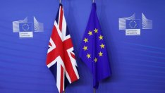 Британците отхвърлят плана на Мей за Brexit