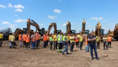 Комитова: Няма опасност да се спре „Хемус“ или поддръжката на други магистрали