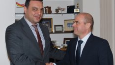 Летище Русе официално премина в ръцете на общината